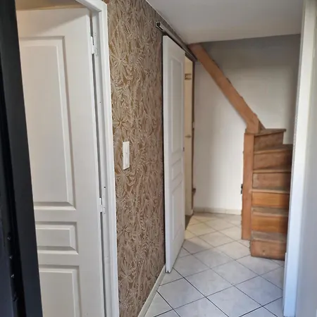 4 Pieces - Gare Riquier דירה