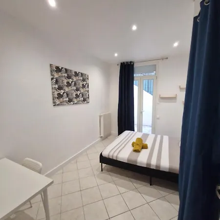 4 Pieces - Gare Riquier *